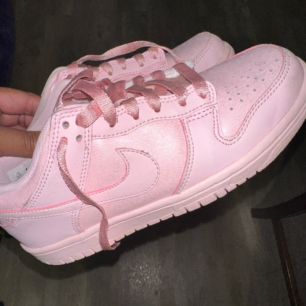 Dunk low SE GS prism pink